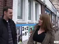 Amateur mature takes money to have sex with a complete stranger